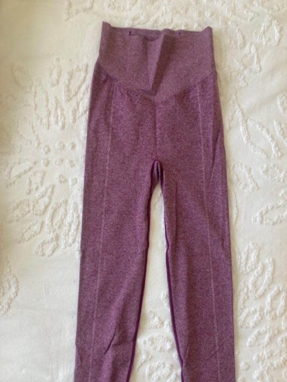 PINK Active Leggings Size M – Lightly Worn
